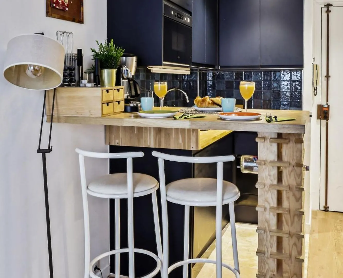 Apartament Invalides & Tour Eiffel - Cityapartmentstay Paryż
