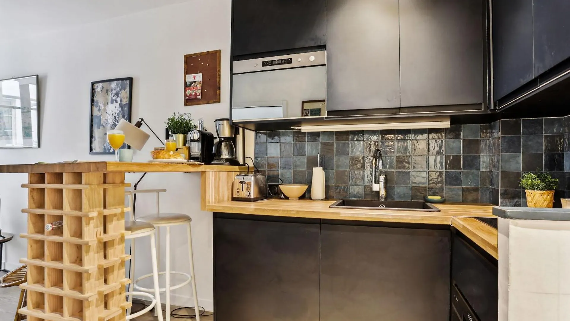 Invalides & Tour Eiffel - Cityapartmentstay * Paryż
